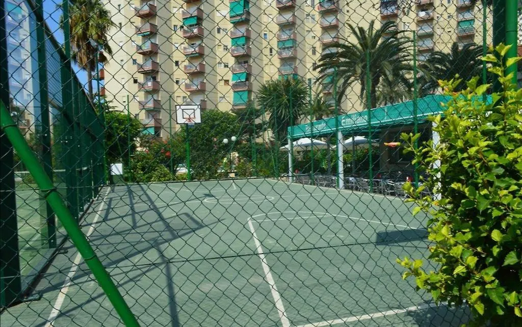 Increible Apartamento En Primera Linea De Playa contacts